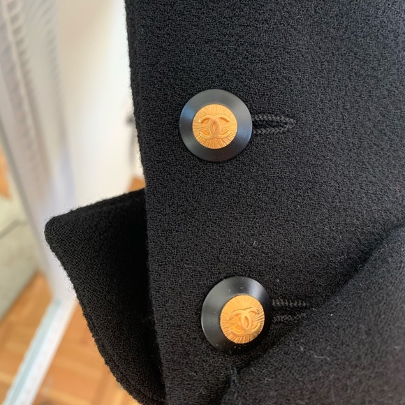 Chanel 100% wool coat - Picture 2 of 8